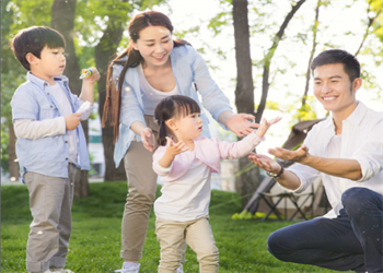 DB真人新家庭养育公益项目